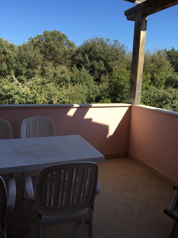 Residence Villa Hedy San Vincenzo Buitenkant foto